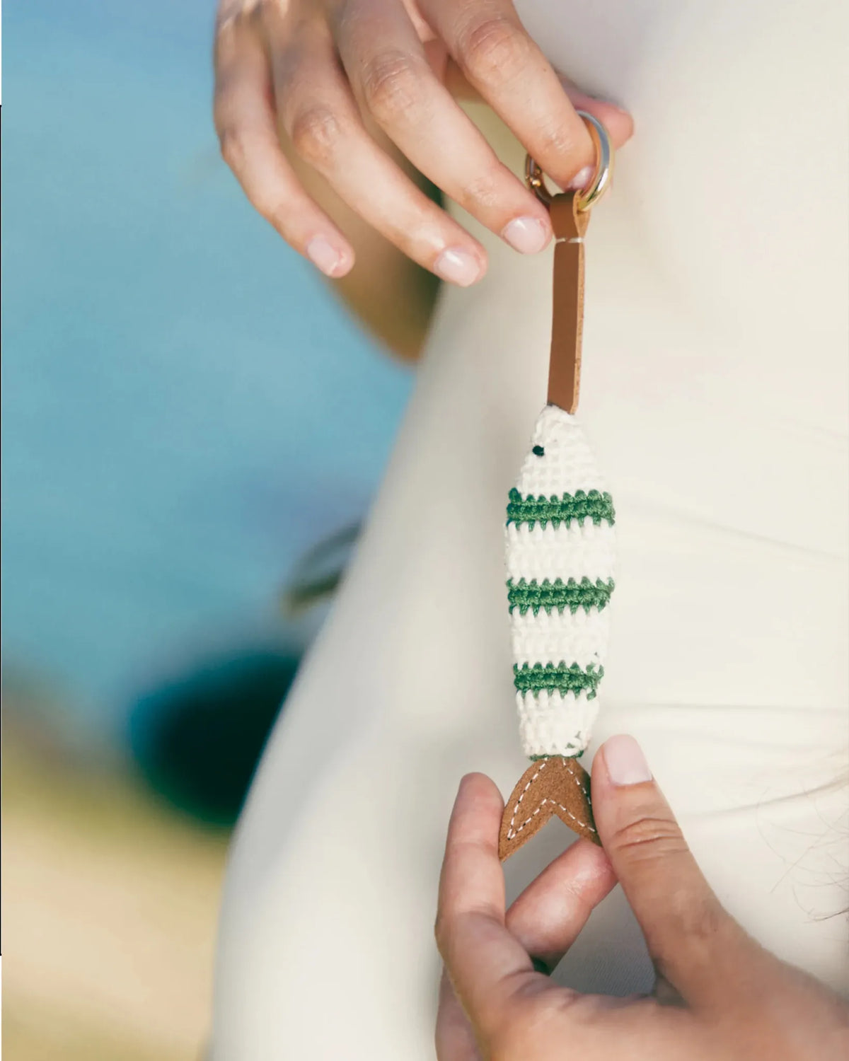 SURARQUÍA Charm Sardina Charm Sardina Costa – Llavero artesanal crochet | SURARQUÍA
